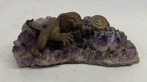 Ringling Brothers Barnum and Bailey Circus Bronze Tiger on Amethyst Sculpture - Picture 1 of 11