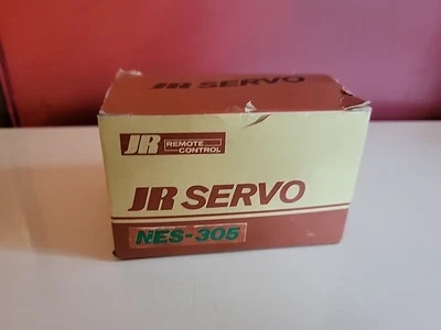 Servo JR NES-305 Foto 1 de 4