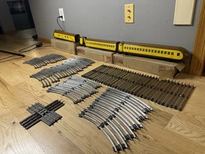 Vintage Lionel Pre-War Union Pacific Streamliner Trains (tracks Not Included) - Image 1 of 4