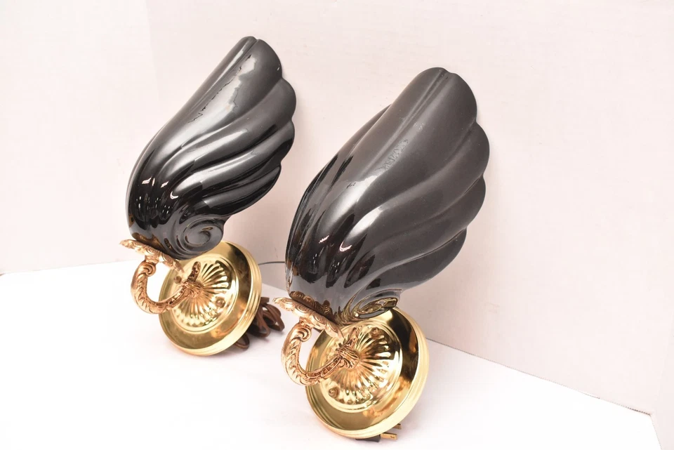 Par de apliques de pared eléctricos de cerámica negra concha de mar estilo Art Deco Foto 1 de 4