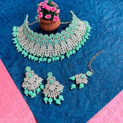 Indian Traditional Wedding Silver Plated Jewelry Rhinestone Pearl Necklace Set - Image 1 of 4