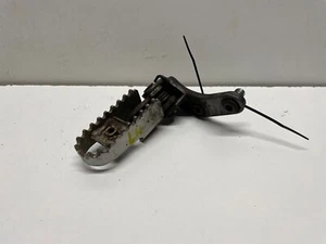 Front Left Foot Peg Kawasaki D-Tracker KLX 125 2015 - Picture 1 of 8