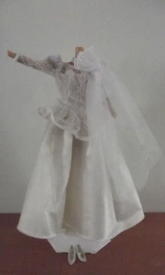 1991 Mattel Barbie Boda del Año #3788 Vestido de Novia para Barbie Foto 1 de 4