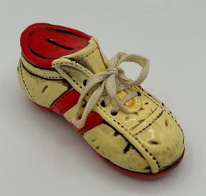 Zapato Deportivo De Colección Enesco Moneda Alcancía Fútbol Rojo Retro Decoración Única Años 70 - Imagen 1 de 15