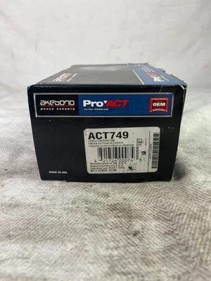 Juego de pastillas de freno de disco cerámica premium Akebono ACT749 se adapta a; Chevy Camaro 1998-2002 Foto 1 de 4