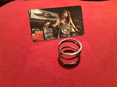 Honda CB750C CB750F CB750K CB900C 650 CBX engine oil filter spring GL1100 1200 - Image 1 of 3