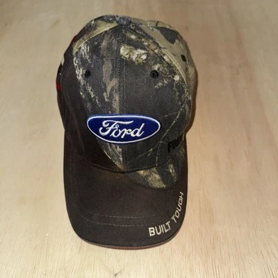 Gorra de béisbol resistente construida en camuflaje Ford Foto 1 de 4