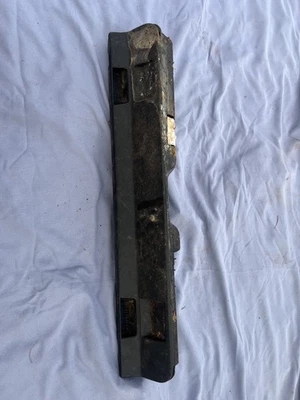 04-08 Mazda RX8 Herramienta de Emergencia Almacenamiento Llave Neumático Herramienta Maletero Cubby Foto 1 de 4