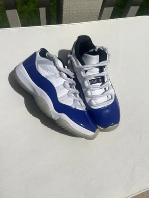 Talla 10w/9m - Air Jordan 11 Retro Bajo Concord Boceto - LIMPIO (Como Nuevo) Foto 1 de 4
