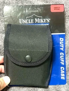 UNCLE MIKE'S BLACK NYLON DUTY HANDCUFF CASE - NEW SALE PRICED - Picture 1 of 7