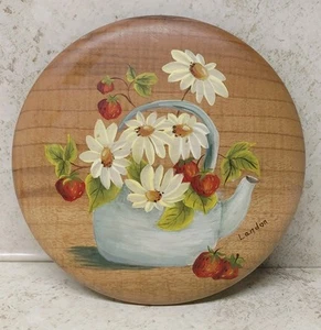Vintage Myrtlewood Hand Painted Wall Plaque Floral Strawberry Signed 6 X 6" - Picture 1 of 18