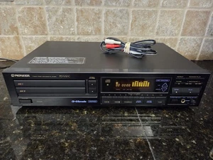 Pioneer PD-V10G Dual Twin-Tray CD CDG Player mit Karaoke und Kabeln - Bild 1 von 16