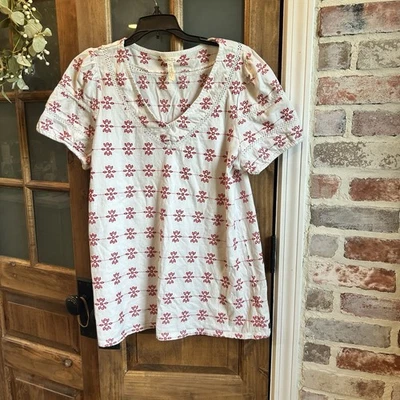 Matilda Jane Enchanted Garden Carolina Eyelet Top Women's Size small - Image 1 of 4