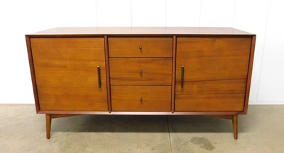 Gabinete buffet West Elm Mid-Century 58" en bellota Foto 1 de 4