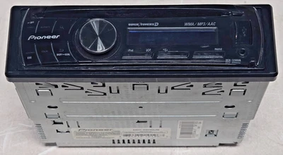 Pioneer DEH-3200UB  USB/iPod/CD/AM/FM Radio - Image 1 of 4