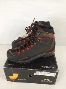 Excelentes botas de montañismo La Sportiva Trango Tech de cuero GTX para hombre, carbono - Imagen 1 de 11