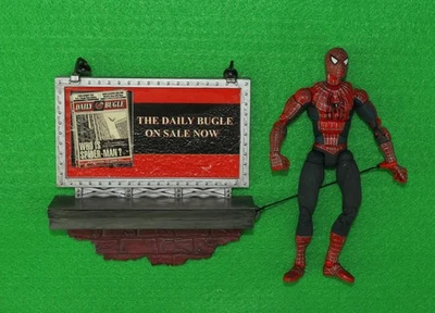 Spider-Man 2 Super Poseable 2004 Toy Biz Movie Figure Wall Mount - Image 1 of 3