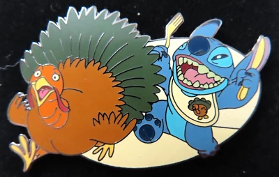 Prendedor Disney Subastas Disney (P.I.N.S.) - Stitch Chasing Turkey LE 1000 #34232 Foto 1 de 4
