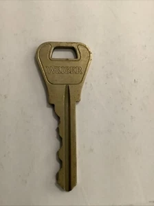 Llave WEISER 11883 vintage - Imagen 1 de 2