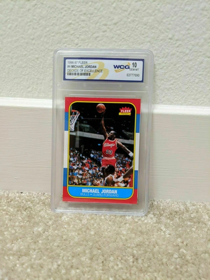 MICHAEL JORDAN ROOKIE CARD 1996-97 FLEER DECADE OF EXCELLENCE #4 GEM MINT - Image 1 of 2