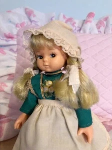 LINHILL COLLECTIBLES STORYBOOK DOLL - LITTLE COUNTRY GIRL EXCELLENT 6 1/2 " - Picture 1 of 2