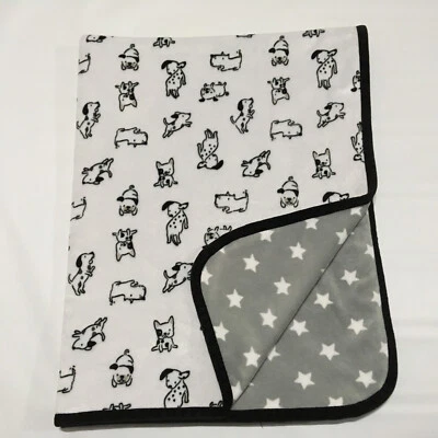 Modern Moments by Gerber Cachorro Perro Bebé Manta Negro Gris Blanco Estrellas Foto 1 de 4