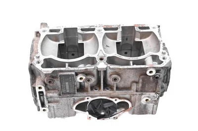 15 Ski-Doo Renegade Adrenaline 800R E-TEC Crankcase Center Crank Case 137" - Imagem 1 de 4