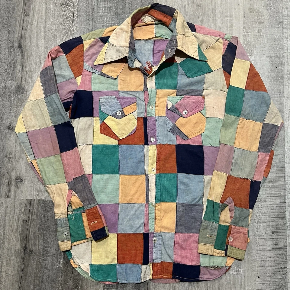 Camisa boho de colección de los años 60/70 colorida con patchwork de lino cuello de daga hippie para hombre con botones Foto 1 de 4