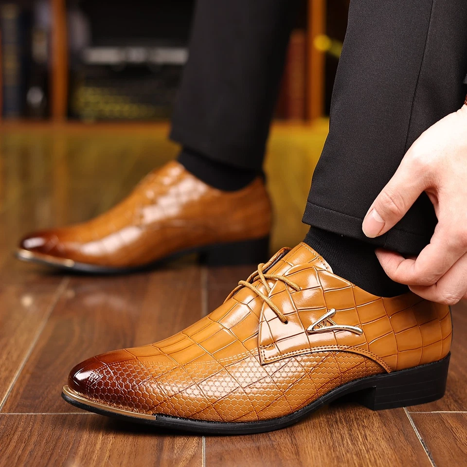 Men's Crocodile-Patterned Lace-Up Dress Shoes Pointed Toe for Formal Occasions - Image 1 of 4