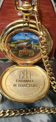 怀表 Franklin McCORMICK FARMALL 拖拉机 带手表支架(工作) — 第 1/4 张图片