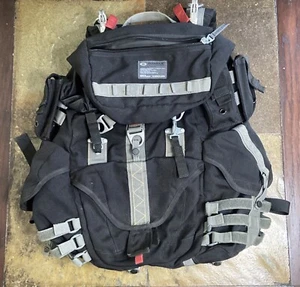 SELTENER OAKLEY AP 1.0 RUCKSACK schwarz grau Tactical Field Gear Mechanismus Tasche! - Bild 1 von 8