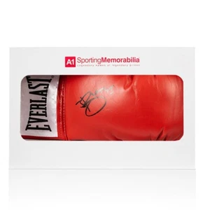 Joshua Buatsi Signed Boxing Glove Red Everlast - Gift Box Autograph - Picture 1 of 1