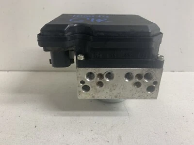 2011-2012 Nissan Leaf Anti Lock Brake Pump Actuator & Modulator 47660-3NA0A ABS - Image 1 of 4