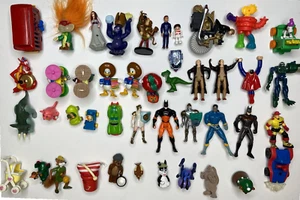 Lot Of Vintage Toys 1980s/90s Incl. Batman, Spider-Man, Pokémon, Disney - Picture 1 of 18
