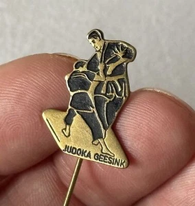 Vintage Emaille niederländisches JUDOKA GEESINK Souvenir 1964 Tokio Tokio Olympia Abzeichen #80 - Bild 1 von 6