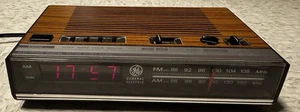 Vintage 90s General Electric 7-4624B Clock Radio AM/FM Tested Works Great EUC - Picture 1 of 7