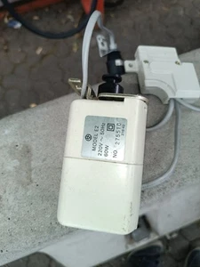 Sewing Machine Motor Brother Model E2 Original 60 Watt 220 Volt - Picture 1 of 9