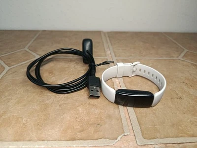 Fitbit Inspire 2 Tracker Health Fitness Heart Rate Activity Tested w/ Charger - Image 1 of 4