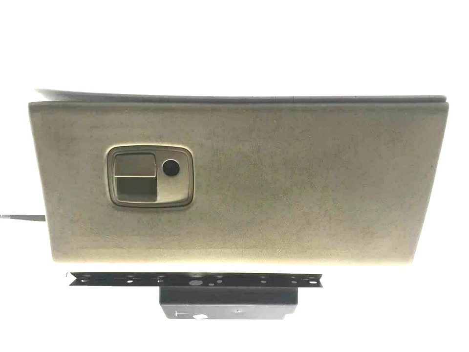 Chevrolet Impala 2004 guantera delantera tablero compartimento de almacenamiento derecho usado Foto 1 de 4