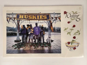 Nuevo de Lote Antiguo 1988 Universidad de Washington Huskies UW "Esperando Interuban" Impresión  - Imagen 1 de 9