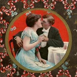 c.1913 Couple Kissing Dinner Fan To My Valentine Poem Postcard Tuck Gem Glosso - Picture 1 of 3