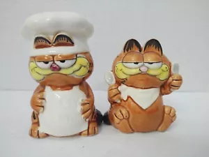 Enesco Vintage Raro/HTF Garfield il Gatto Cuoco Chef Sale e Pepe Shaker - Foto 1 di 7