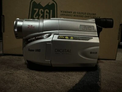 JVC SXM37U Camcorder -  Silver (Parts) - Image 1 of 4