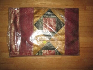 Set Of 6  Metallic Silk Brocade Place Mats  & Table Runner Decor Wine Gold *NEW - Picture 1 of 9