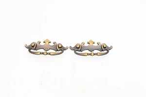 Vintage 1950s Amerock 152 Drawer Pulls Cabinet Pulls French Lily Aged Brass - Picture 1 of 7