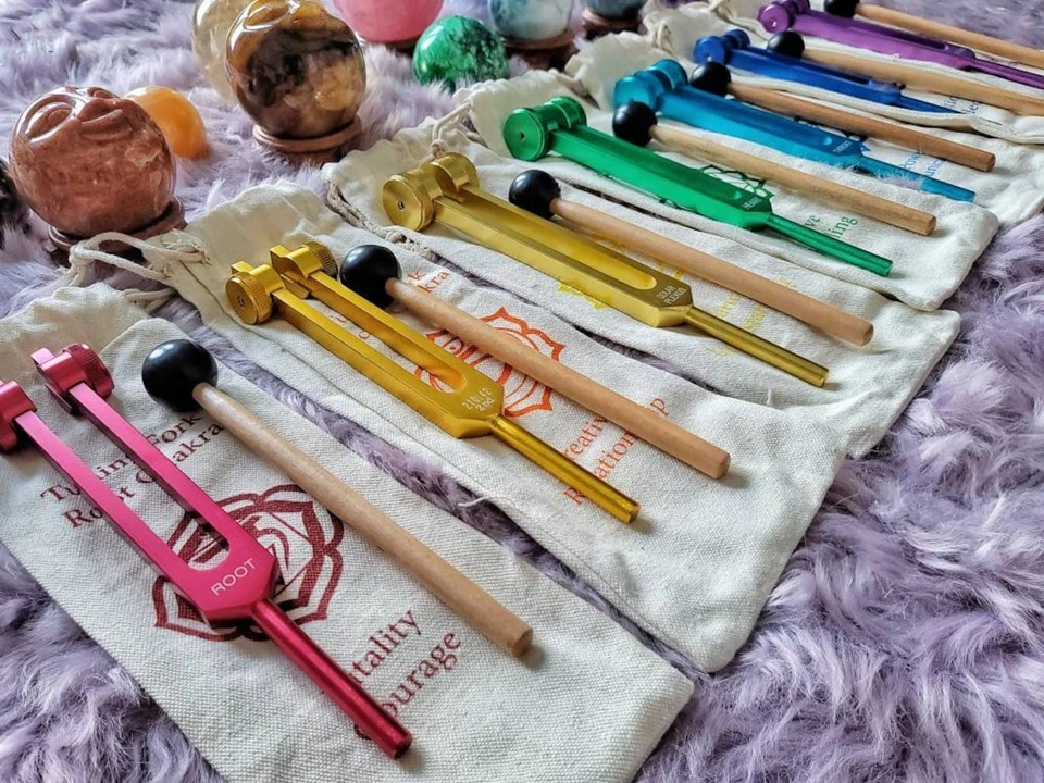 ESPADA SONORA El concepto de una "espada sonora" puede verse como una representación metafórica Foto 1 de 4