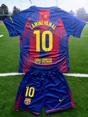 Juego de fútbol juvenil Lamine Yamal #10 FC Barcelona talla mediana 24 (edad 7-8) Foto 1 de 2