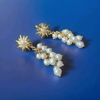 Festliche Statement Ohrringe Mit Süßwasser Zuchtperlen, 18K Vergoldet - Bild 1 von 4