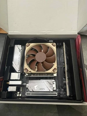 Gigabyte B450I Aorus Pro Wifi with 2400G & Noctua Low Profile Cooler - USED - image 1 of 3