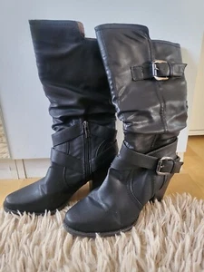 Halbhohe gefütterte Stiefel - Bild 1 von 4